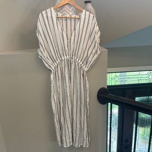 NWT  Swim Coverup medium